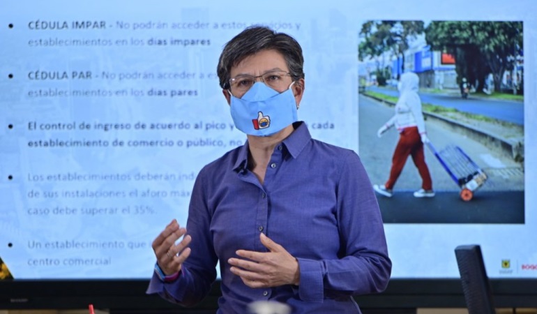 ALCALDESA DE BOGOTA COMPRA CONDONES PARA LA PANDEMIA