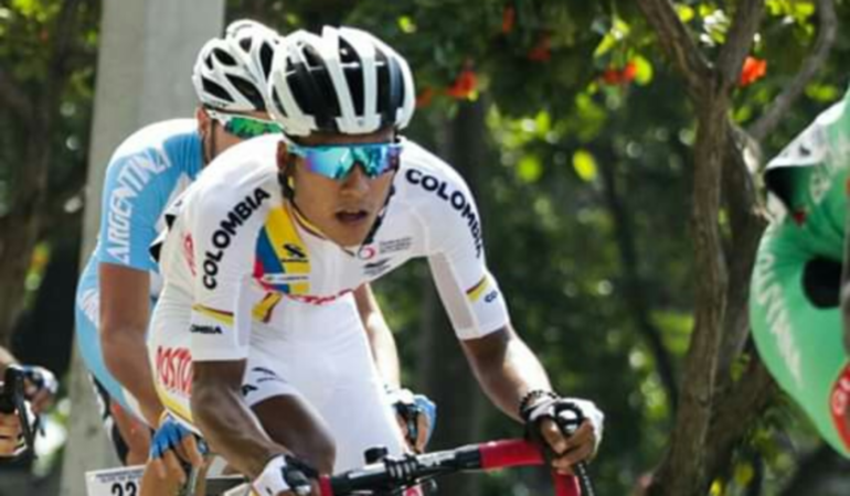 Con tres risaraldenses a bordo, hoy despega el «vuelo del deporte, orgullo colombiano»
