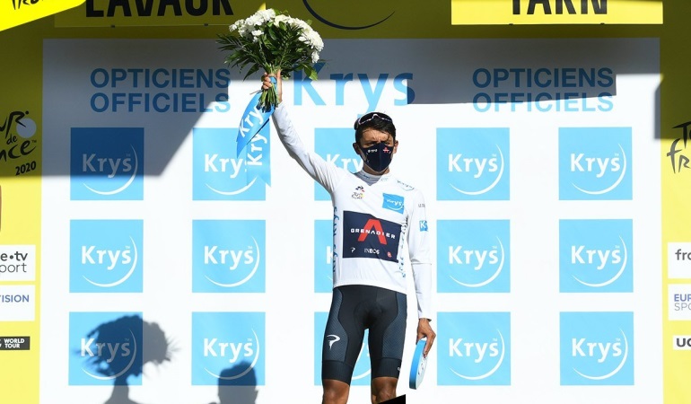 Egan Bernal se reencuentra con el maillot blanco