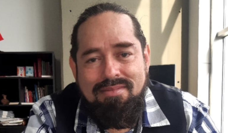 Los libros, la biblioteca y Carlos Vicente Sánchez - Pereira, ganó el Premio Nacional de Bibliotecas